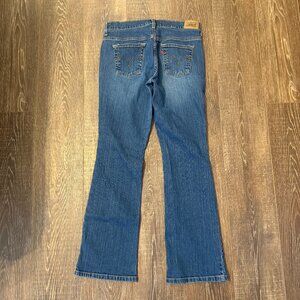 Levi’s 515 Bootcut Jeans – Size 6